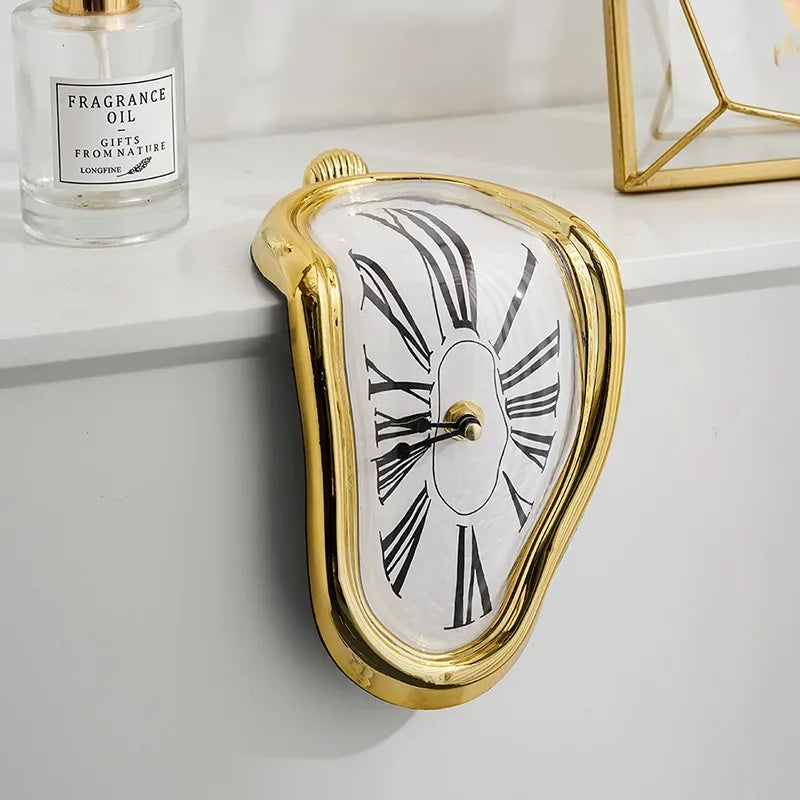 Schmelzende Uhr Retro Design Tisch oder Wanduhr