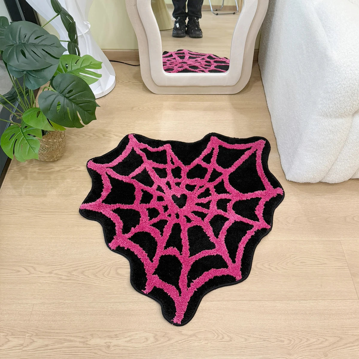 Herzförmiger Spider Web Teppich Weich und Rutschfest 