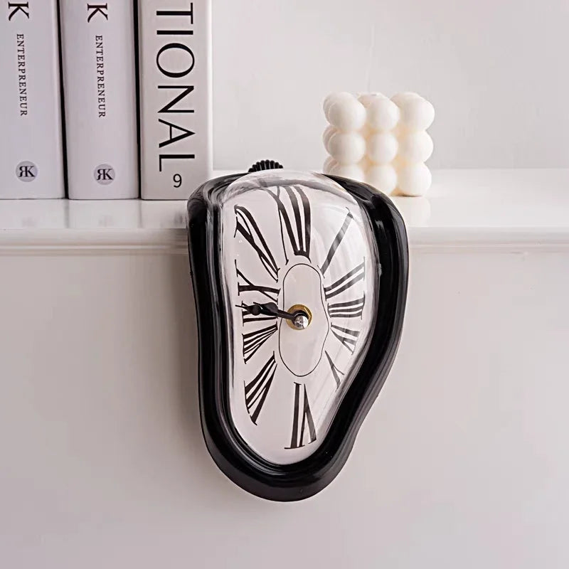 Schmelzende Uhr Retro Design Tisch oder Wanduhr